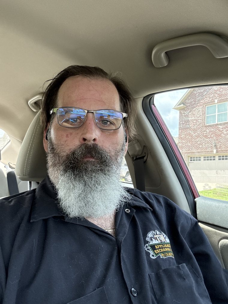 Lee, appliance repair technician at TN Appliance Exchange