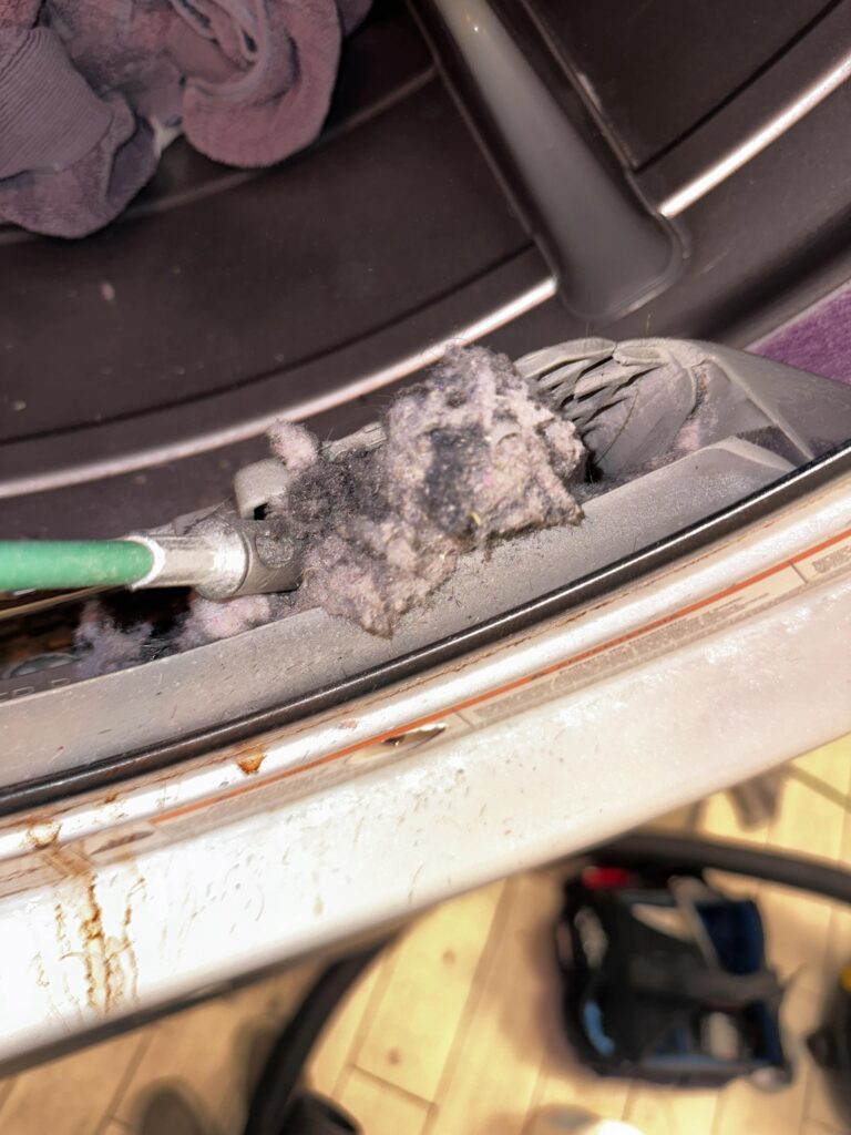 dirty dryer lint trap